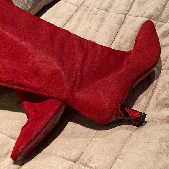 Emmanuel Ungaro Paris Red Calf Hair Snake Detailing Zip Up Boots size 7 1/2 M - Picture 3 of 16